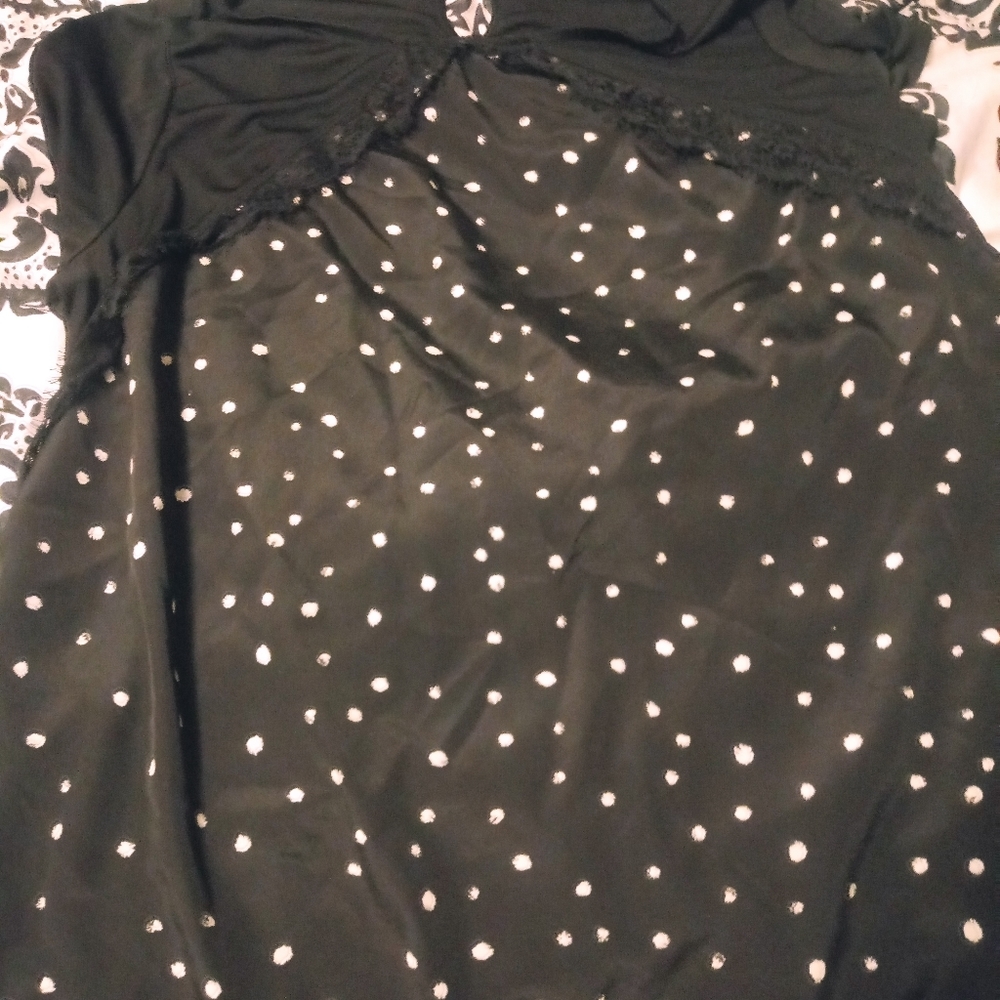 Worthington woman's shirt